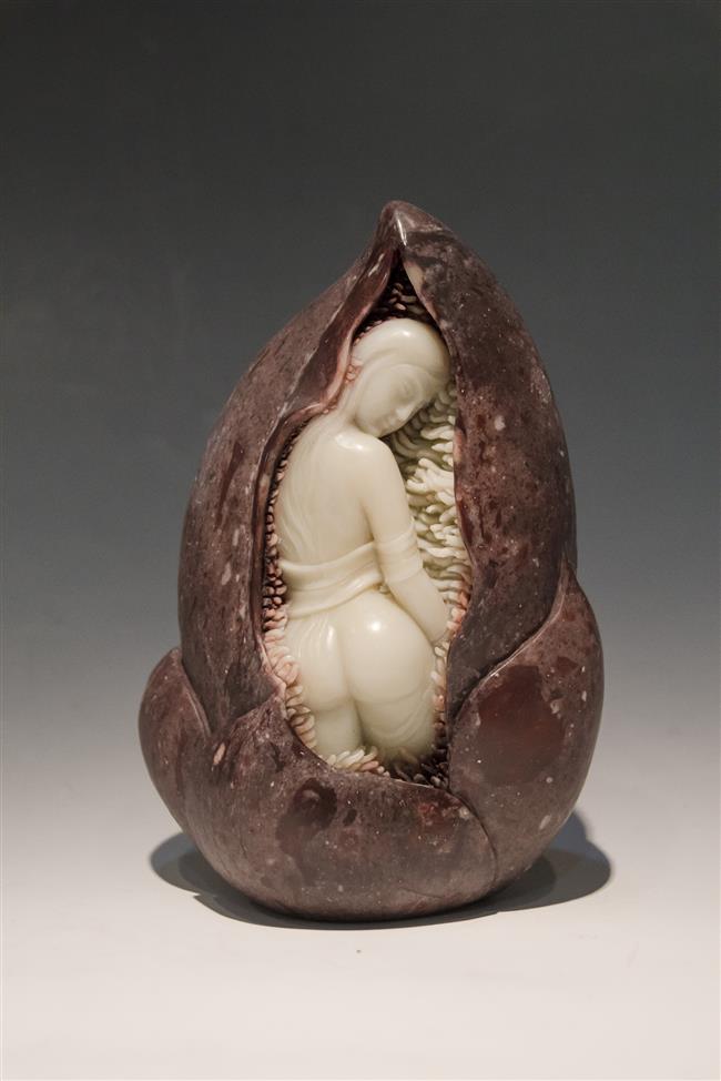 Stone sculpturing carves out style of its own