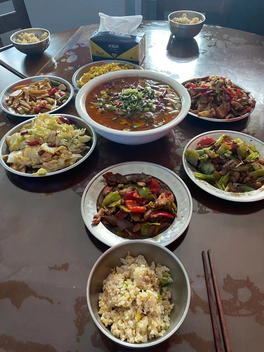 A lunch at Zhanniangshe post. Photo: Shan Jie/GT